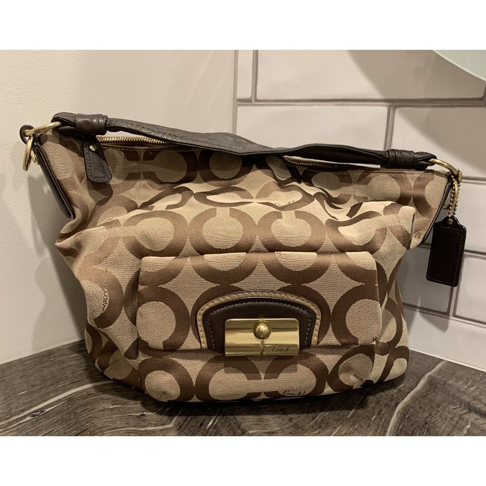 Coach Hobo Bag w/front pocket